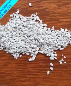 Bán hoá chất làm trong nước